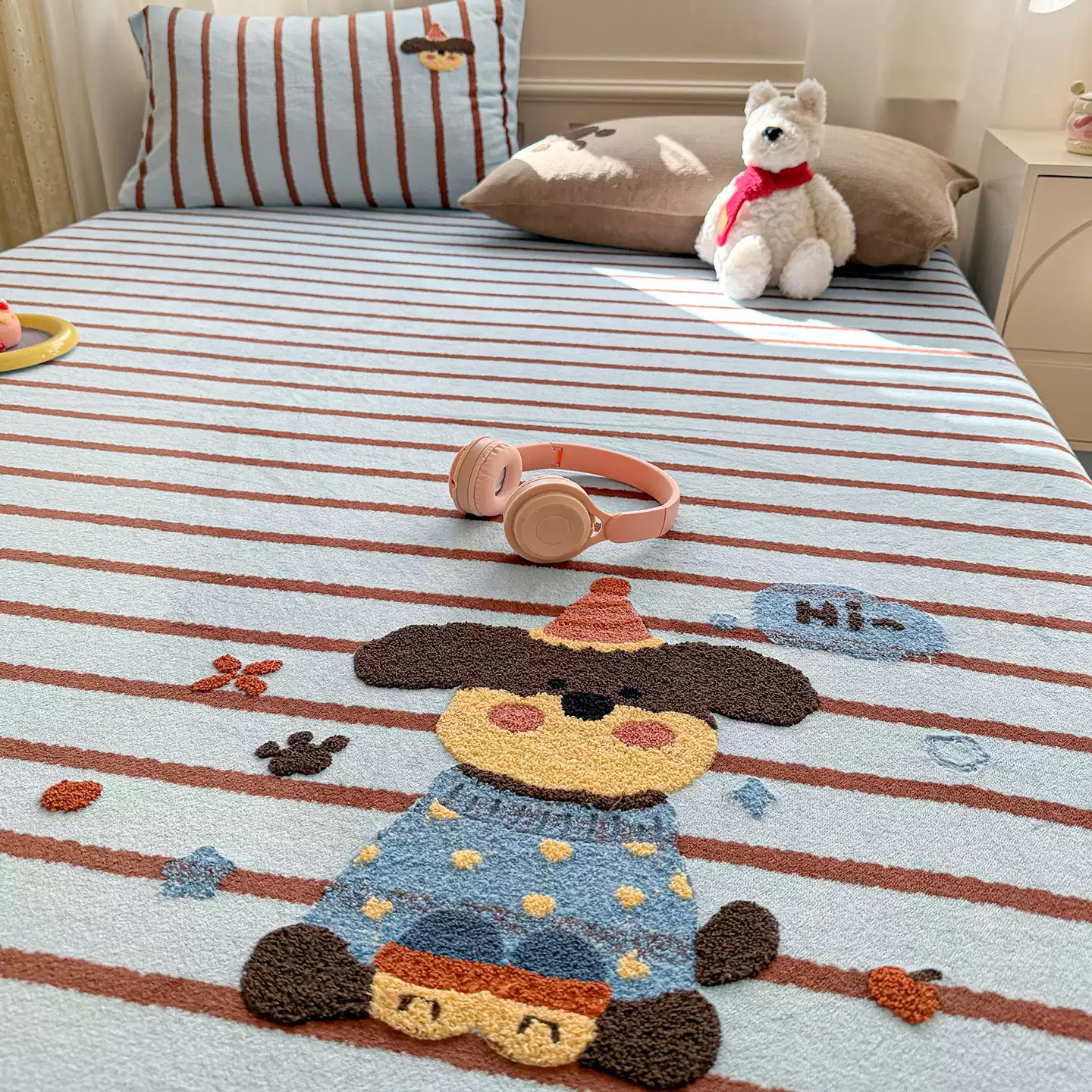 Cartoon Thickeneded Milk Coral Velvet Bed Sheet Single Piece Winter Thickeneded Fleece-Lined Bed Cover Mattress Protector Three-Piece Set