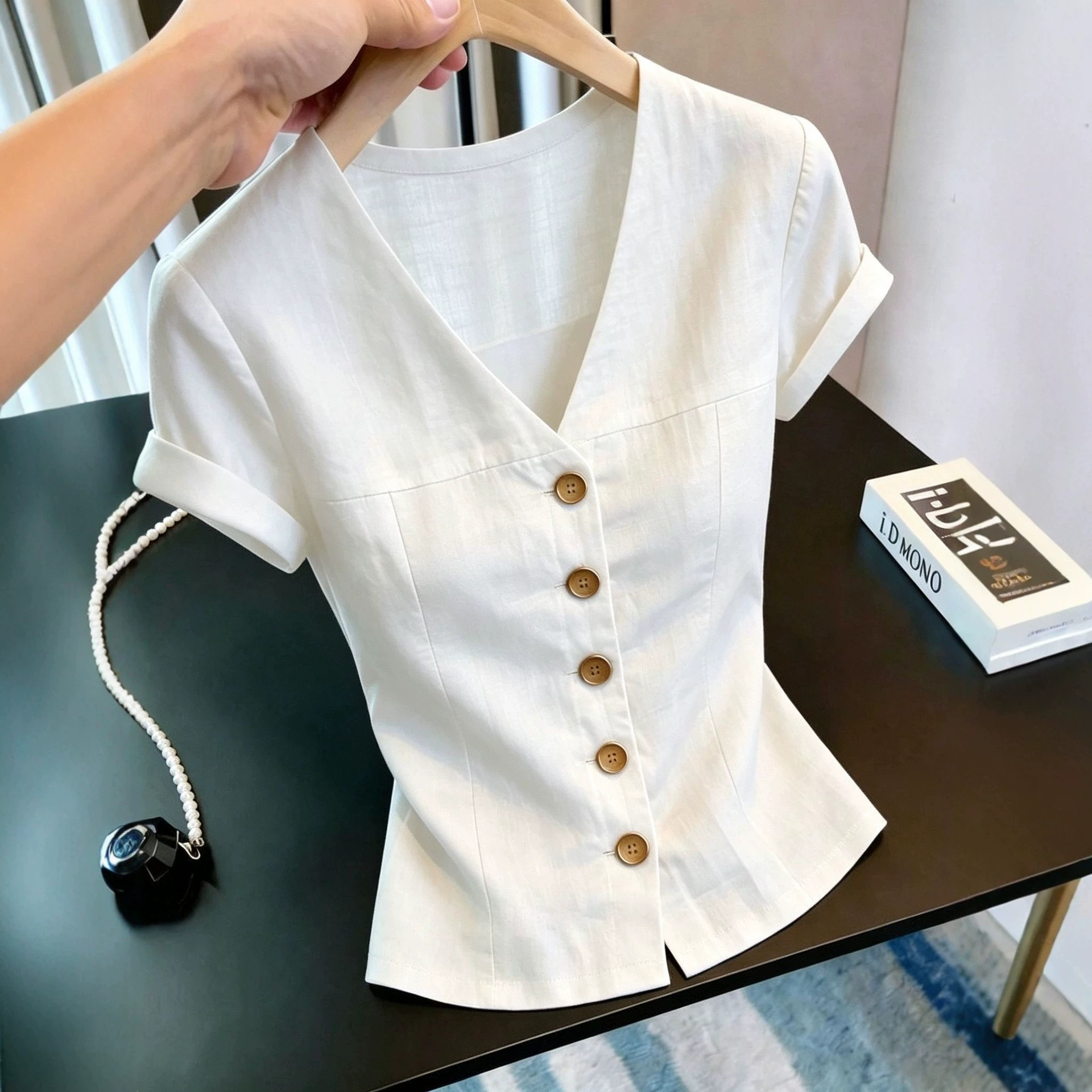 Áo sơ mi nữ cổ V tay ngắn phong cách đơn giản — màu hồng chi tiết 1