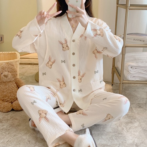 A variety of crepe maternity suits, summer washed cotton thin maternity pajamas, postpartum pajamas, confinement clothes for sale on behalf of