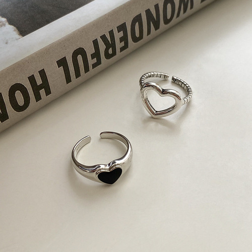 Black Heart Ring for Girls, Ins Trendy, Niche Design, Personality Retro Ring Set for Index Finger, Stackable Band Ring