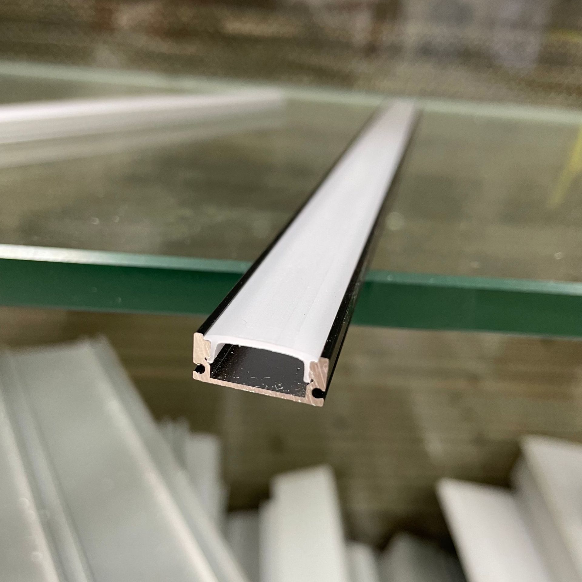 Perfil de aluminio para tiras de luz LED, luz para gabinetes, tiras de luz para armarios, canal de aluminio en forma de U, accesorios de iluminación lineal