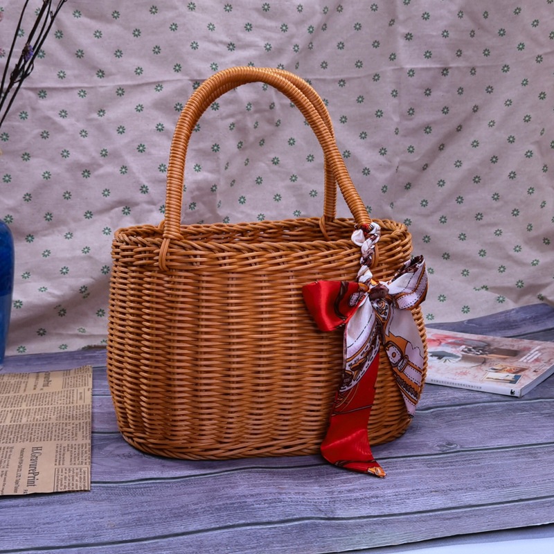 Imitation rattan portable basket rattan basket plastic woven rattan basket retro pastoral flower portable flower basket woven basket vegetable basket