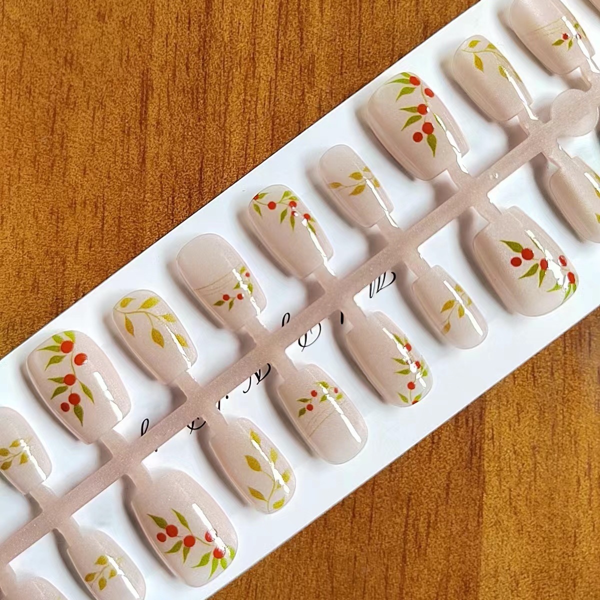 Nail stickers for manicure, fake nails, direct factory sales, cat's eye, 30 pieces