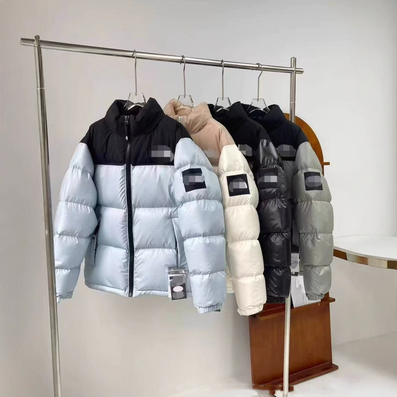Putian version of the foreign trade North Home large plaid down jacket with hood, same style for couples, warm, fashionable, versatile, thick winter coat