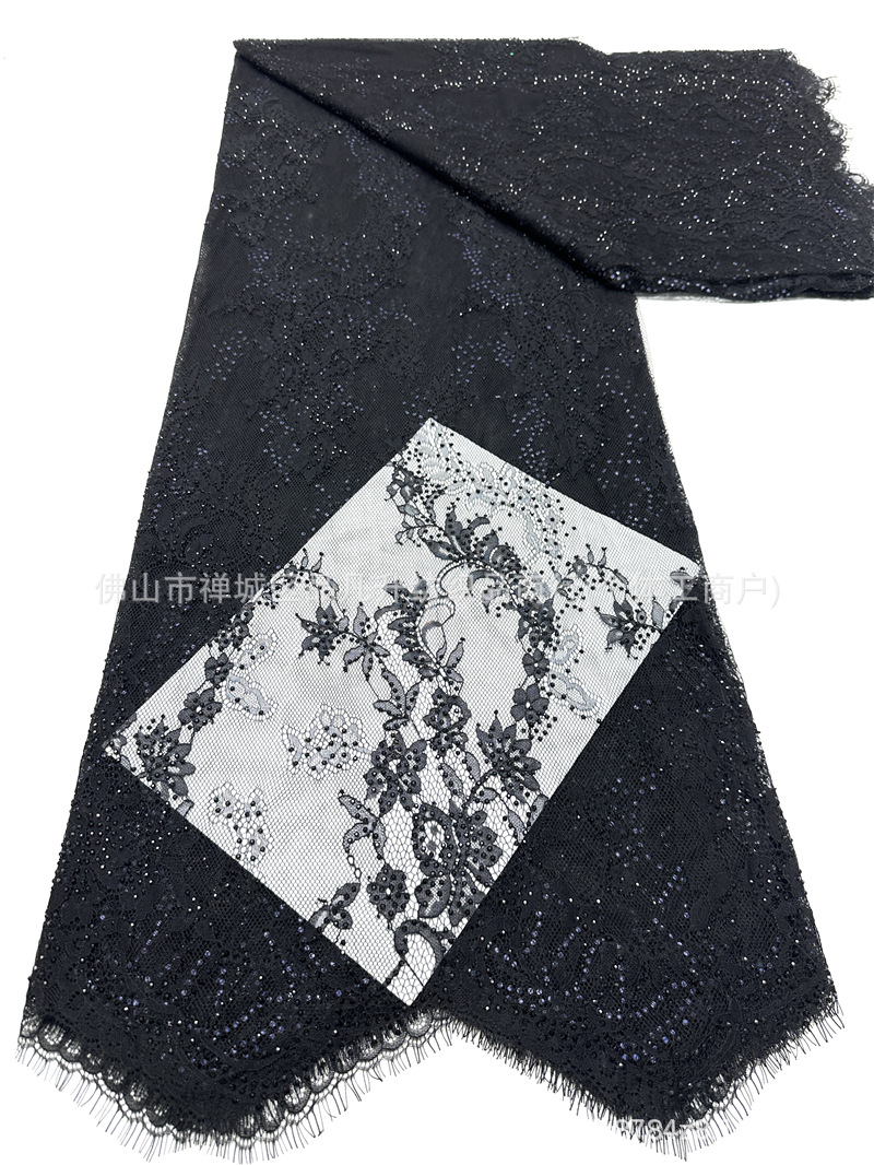 Tejido de malla de pestañas de encaje caliente flor retro hecha a mano verde diamante de cola de pez vestido de noche tela de boda en stock