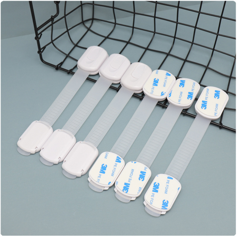 Fuentes transfronterizas Bloqueo de seguridad para bebés ajustable deslizante blanco Bloqueo curvo para niños Bloqueo de alargamiento Bloqueo de límite sin perforación