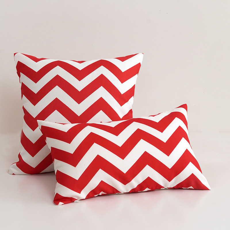 큰 빨간 물결 모양 패턴