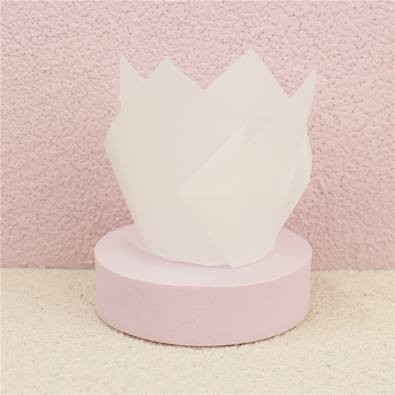 Venta al por mayor Tulip Pink Gradient periódico muffin cake taza de papel resistente a altas temperaturas a prueba de aceite recubierto de encaje muffin titular de papel