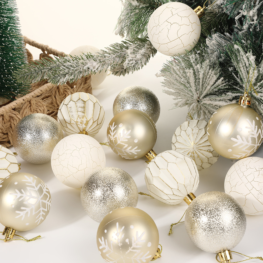 Decoraciones de árbol de Navidad Juego de bolas de plástico de copo de nieve Juego de bolas de Navidad pintadas galvanoplastia de 6cm Decoración de la escena del hogar Bola colgante