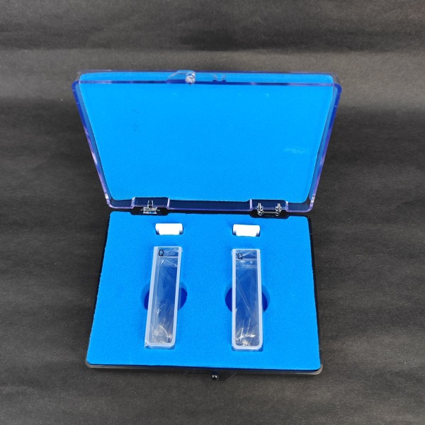 YA1131 石英比色皿 10mm 12.4×12.4×45mm Solarbio