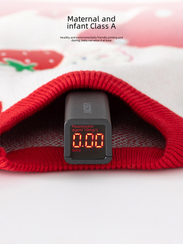 Cute pure cotton baby vest for spring and autumn, small strawberry embroidered girl baby vest Type A, soft autumn girl child vest