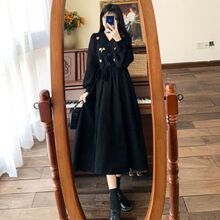 新款领拼接花朵刺绣复古连衣裙大码收腰气质小黑裙秋