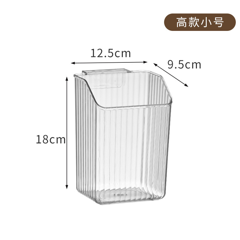 透明なショウガのニンニクはかごの食器棚を収納します。|undefined
