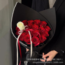 �d�� �Ӻ����ͼ��r������ɫ��ţƤ��Ӳͦ�����b���������Y�����