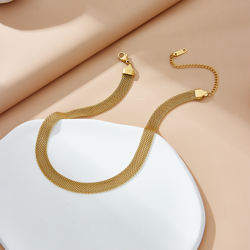 Leichte, luxuriöse Halskette im minimalistischen Retro-Stil, exklusive Halskette aus Titanstahl für Damen, Schlüsselbeinkette, Accessoires_voghion.com