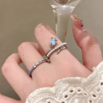 2024 New Style Explosive Blue Rose Drop Glaze Pearl Ring Women's Suit Finger Ring Light Luxury High-end Sense Open Finger Ring