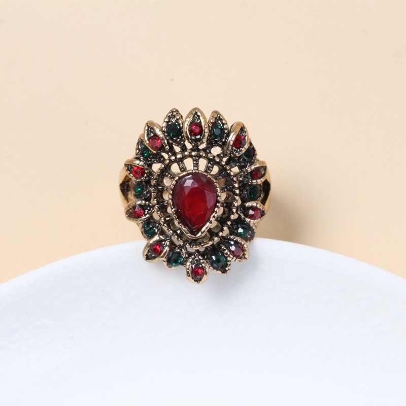 1 Piece Ethnic Style Water Droplets Alloy Plating Hollow Out Inlay Rhinestones Womenu0027S Rings