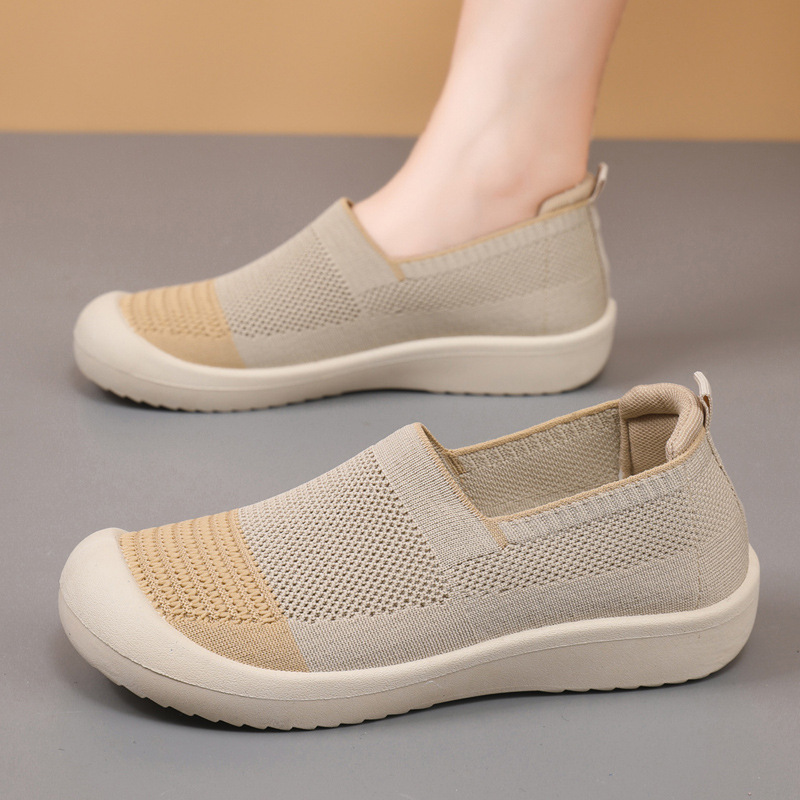 2025夏季新款一脚蹬轻便中老年单鞋女透气百搭网面单鞋老北京布鞋