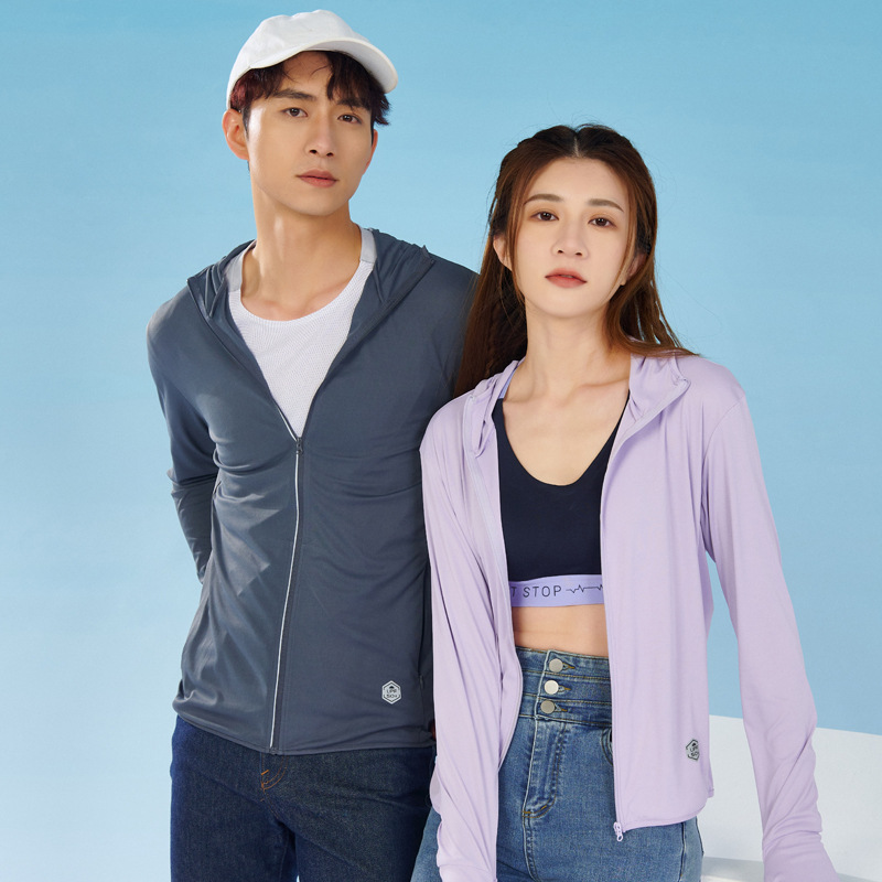 UPF50 + chaqueta de protector solar de hielo de color sólido para hombres 2025 nuevo chaqueta de verano anti-UV transpirable para hombres al aire libre
