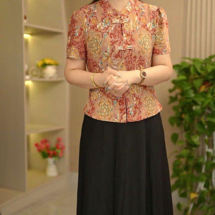 2026 Summer Chinese Style Soft and Smooth Blouse, Loose Fit for Moms, Tummy-Concealing, Flattering, Green, for Parties, Gentle and Delicate Embroidery 2026 Summer Chinese Style Soft and Smooth Blouse, Loose Fit for Moms, Tummy-Concealing, Flattering, Green, for Parties, Gentle and Delicate Embroidery