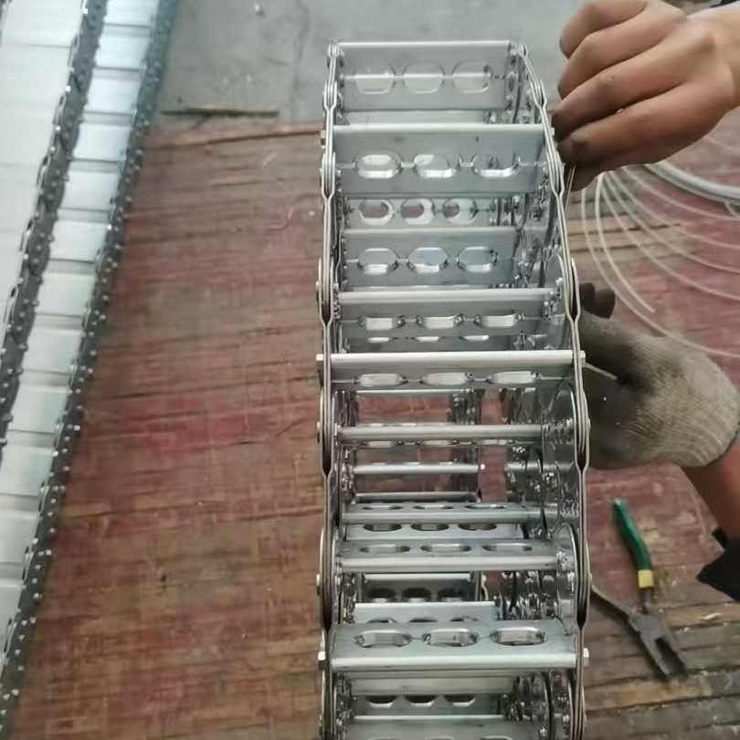 钢制托架冶金设备用金属拖链 清障车拖车拖车液压油管坦克链 拖链