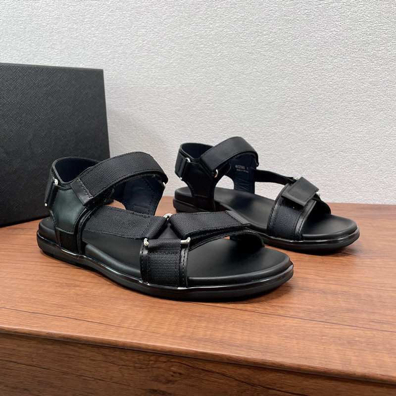 The Classic Men's Sandals Feature Nylon Webbing Combined with Calfskin, Offering a Comfortable and Stylish Fit, and Are Versatile Sandals That Can Be Worn in Any Setting The Classic Men's Sandals Feature Nylon Webbing Combined with Calfskin, Offering a Comfortable and Stylish Fit, and Are Versatile Sandals That Can Be Worn in Any Setting