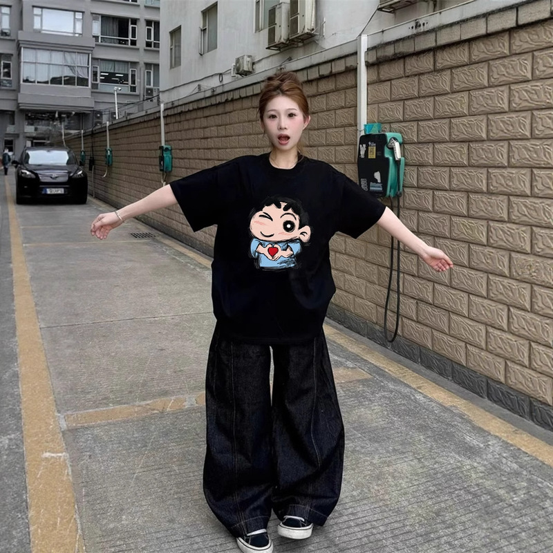 黑色蜡笔小新纯棉短袖t恤女夏2025新款设计感小众宽松半袖上衣潮|undefined