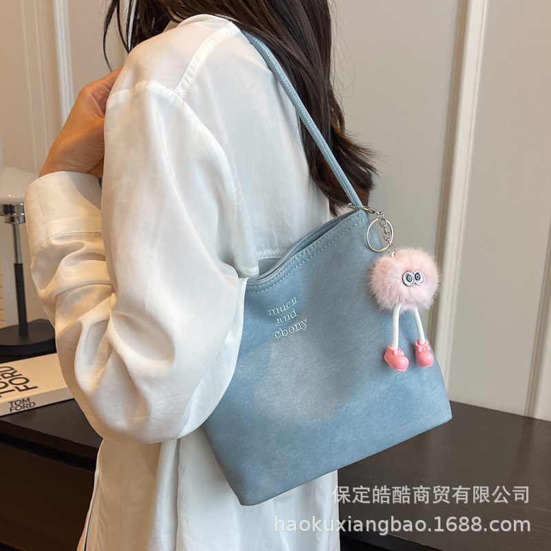 Handbag with Cattle Embroidery for Women - Summer 2023 New Fashion Trend - Korean Embroidery - Crossbody Bag - Versatile Shoulder Bag - Bucket Bag