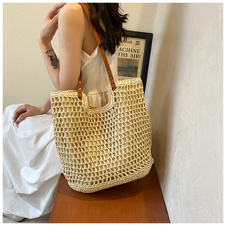 Seaside vacation 2024 new summer grass commuting tote bar large capacity handmade woven bag_voghion.com