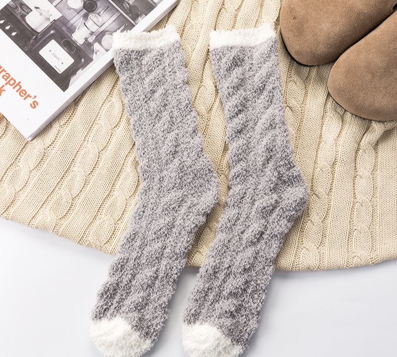 라이트 그레이 및 흰색