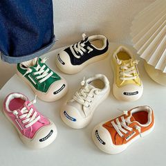 新しい子供の醜い萌えキャンバス靴春秋男女の子供のマジックは板靴の韓国版を貼って口を開けて赤ちゃんの白い靴の潮を笑います。
