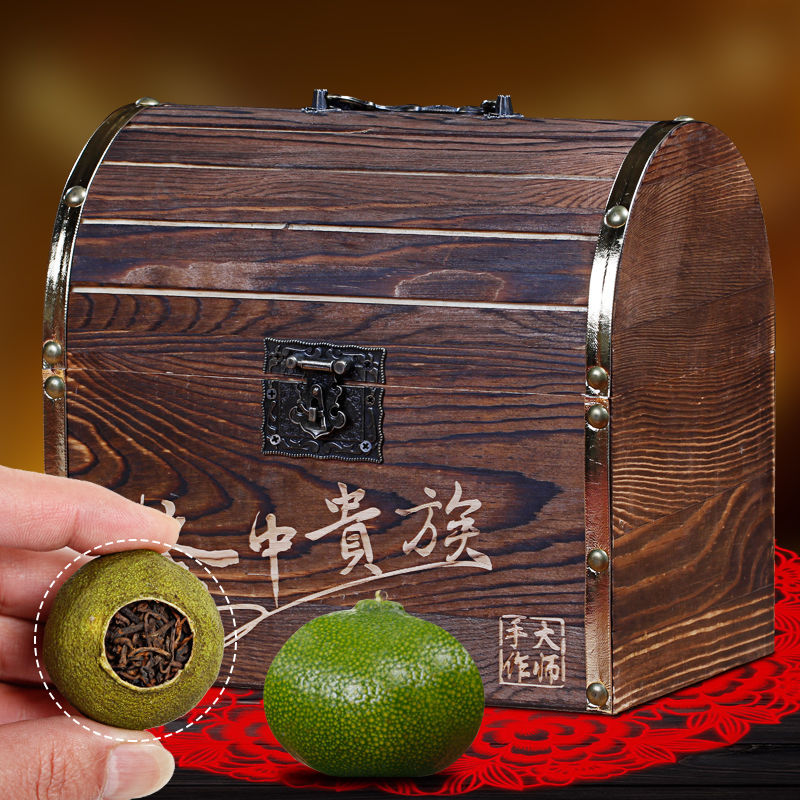 Xinhui Small Green Tangerine Pu-erh Tea 500g Wooden Gift Box Yunnan Imperial Pu-erh Tea for Gifting Tangerine Pu-erh Tea in a Wooden Box