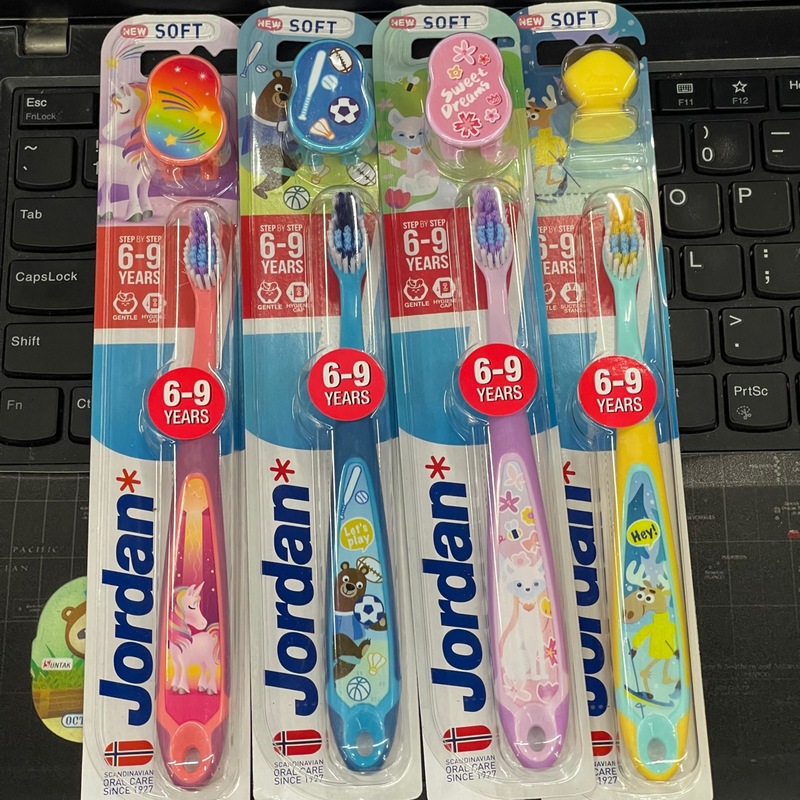 ノルウェーjordan赤ちゃん子供用ソフト毛歯ブラシ|undefined