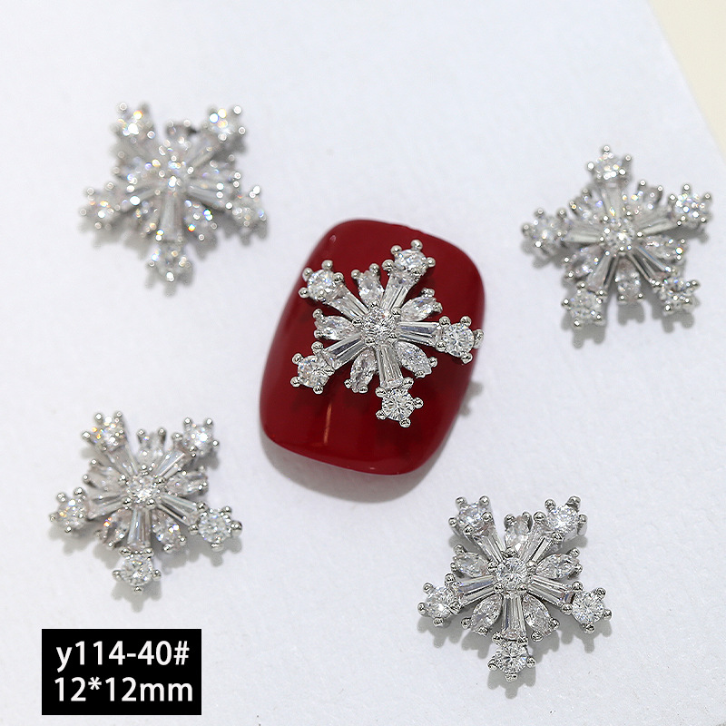Nueva Luz de lujo de plata de Navidad ZIRCON accesorios de uñas flash de alto grado de copo de nieve ELK nail diamante joyería al por mayor