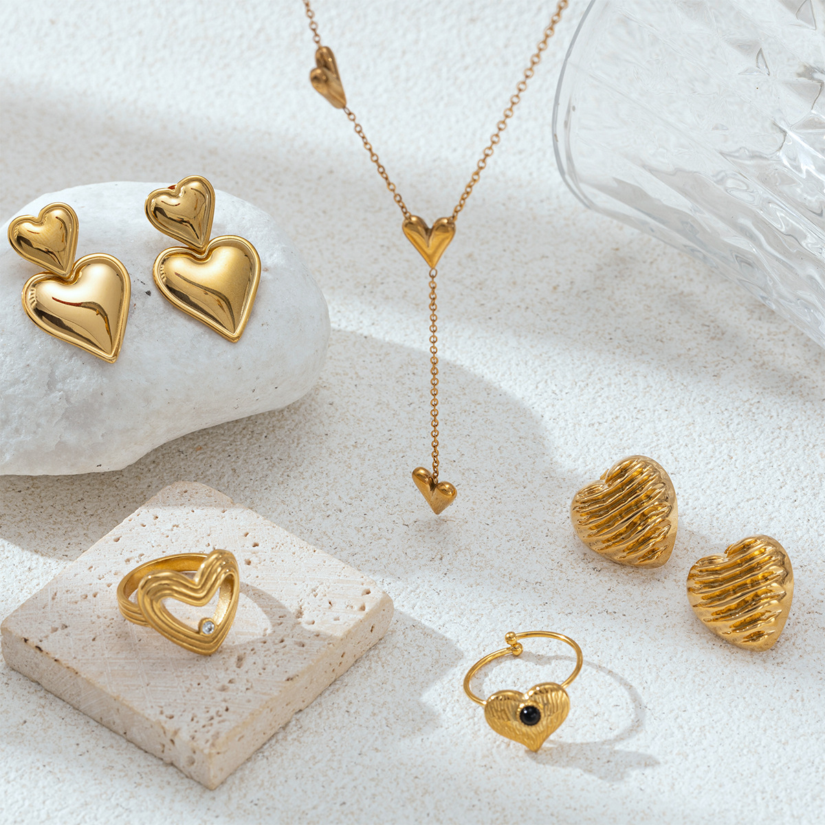 Tina Europa y América collar de acero inoxidable mujer no se desvanece diseño de oro amor conjunto de joyas ventas calientes transfronterizas