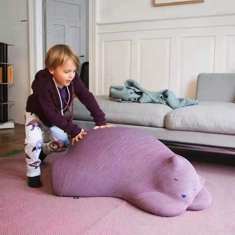 Modern Designer Lazy Living Room Sofa, Minimalist Single-Person Recliner with Plush Bear Design &ndash; Creative Kids' Polar Bear Chair