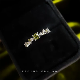 耳钉;耳环;戒指