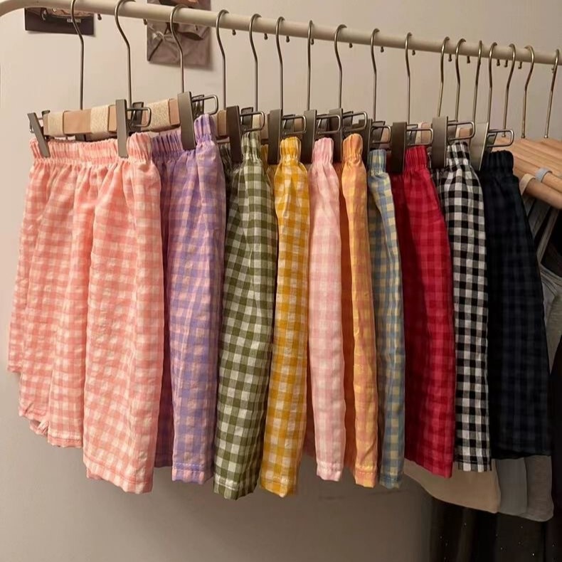 Cotton Plaid Shorts for Girls with Elastic Waist, Suitable for Home, Leisure, and Walking, Breathable and Versatile for Summer Wear