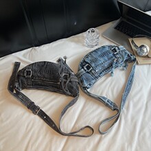 韩系matin kim复古月牙饺子包斜挎牛仔小包女托特包皮具厂家批发