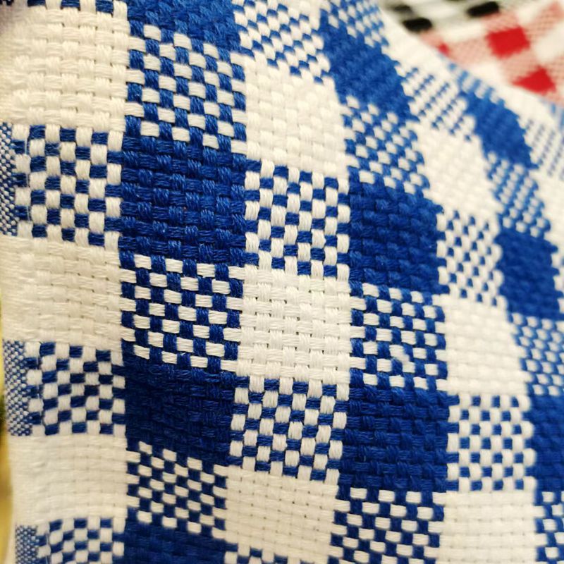 服黑白格50乘70 118g 2.9元005