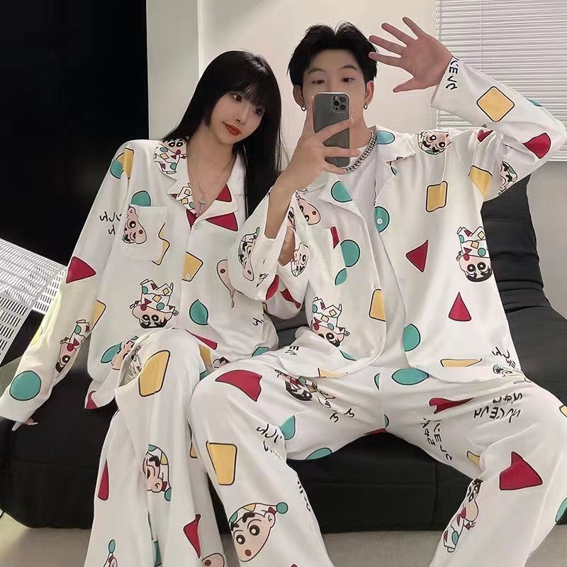 Lápices japoneses pequeños nuevos pijamas de pareja primavera y otoño mujeres de manga larga seda seda para hombres ropa de casa de seda real set de verano