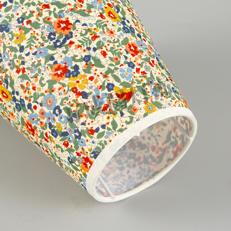 Fabricantes de lámparas transfronterizas al por mayor personalidades creativas patrón de impresión plana lámpara de lámpara de tela candelabro lámpara de escritorio lámpara de piso