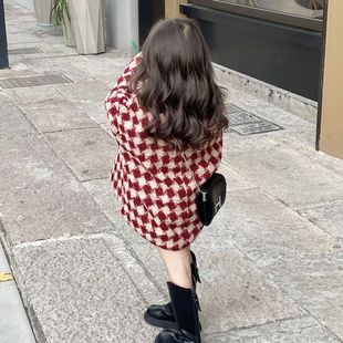 Children's Western Style Coat 2024 Winter New Girls' Red Year Clothes Children's Thickened Quilted Korean Plaid Coat