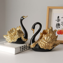 軽くて豪華でハイエンドの白鳥のワインラックの装飾品、自宅のリビングルームのワインキャビネット、テレビキャビネットの装飾品、サイドボードの装飾品、新築祝い