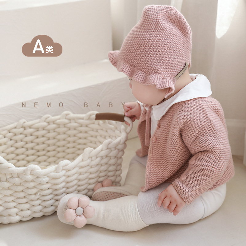 Los zapatos y los calcetines del piso de la niña Otoño e Invierno engrosados Terry cálido anti-caída Flower Princess zapatos y calcetines infantiles de cuero para niños pequeños