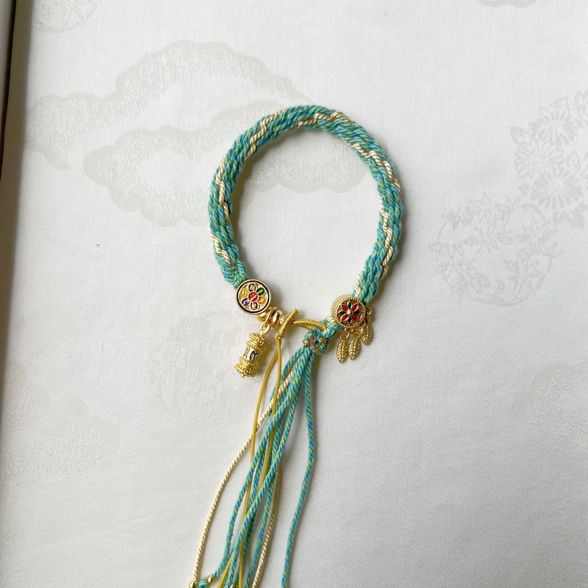 Mano tejida estilo Xizango mano cuerda zachilam mano cuerda verde madre cinco maestro thangka pulsera Xizanga mano cuerda regalo femenino