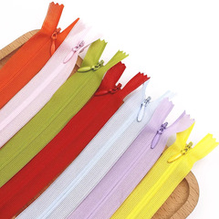 三力牌40/60センチ目に見えないジッパーの長いジッパーの暗いジッパーの服装のジッパーのクッションのジッパーのメーカーの卸売り