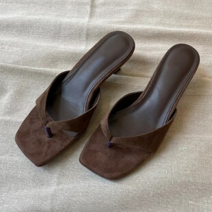 Sheepskin version ~ French square toe flip-flops women's outwear 2025 summer cat heel mid heel suede sandals