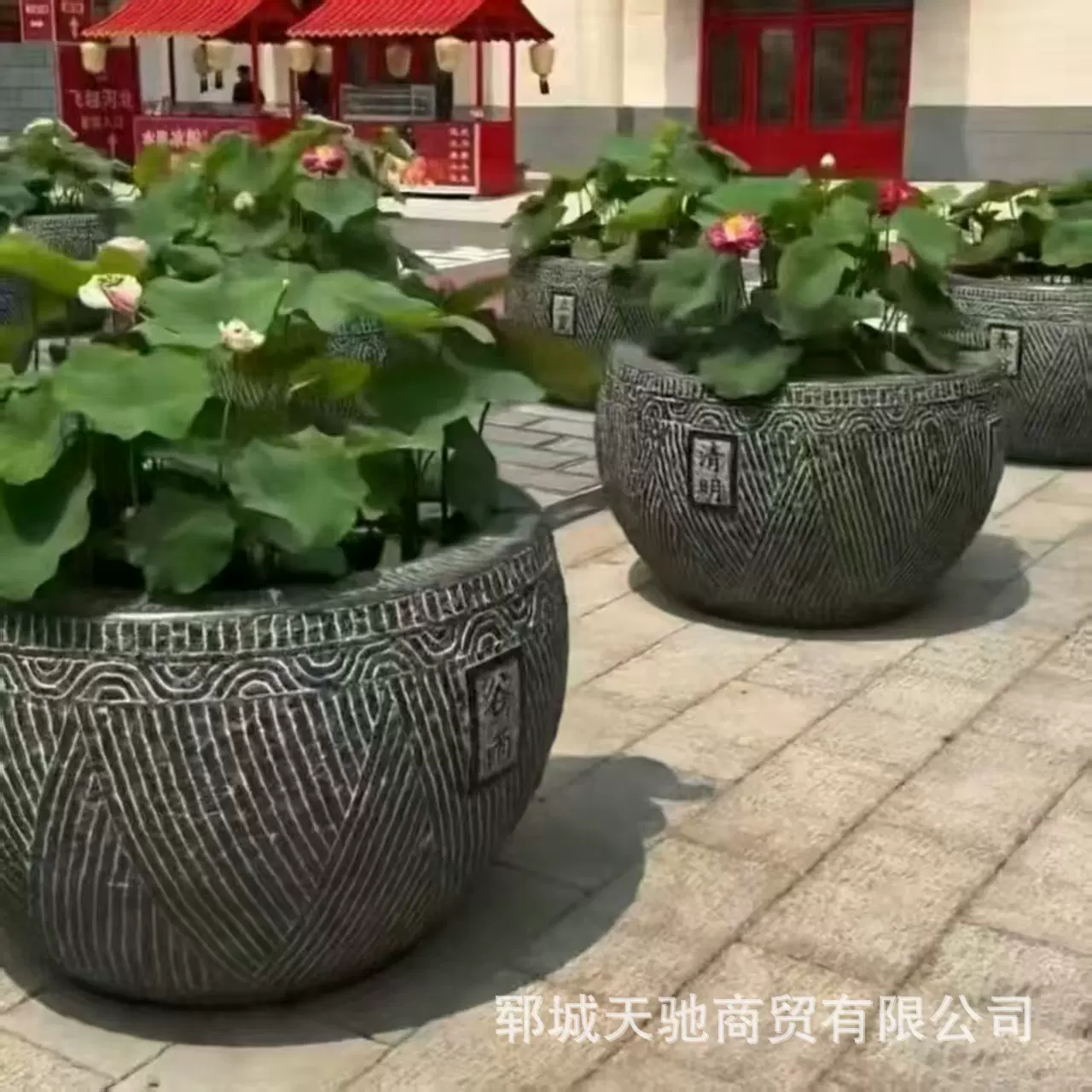 青石鱼缸花盆石水缸庭院石缸石头圆缸纯手工石盆户外石头水缸石雕