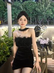 Black strapless 2024 dress for women with off-shoulder halter neck one-shoulder slim hip-slim short skirt